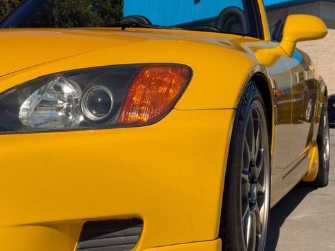 Used 2002 Honda S2000 Convertible 2D image 5