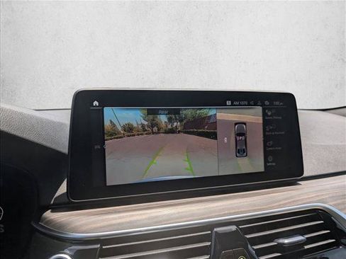 Used 2021 BMW 530e w/ Parking Assistance Package RWD image 18