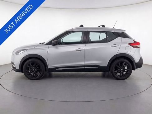 Used 2019 Nissan Kicks SR w/ SR Premium Package image 4