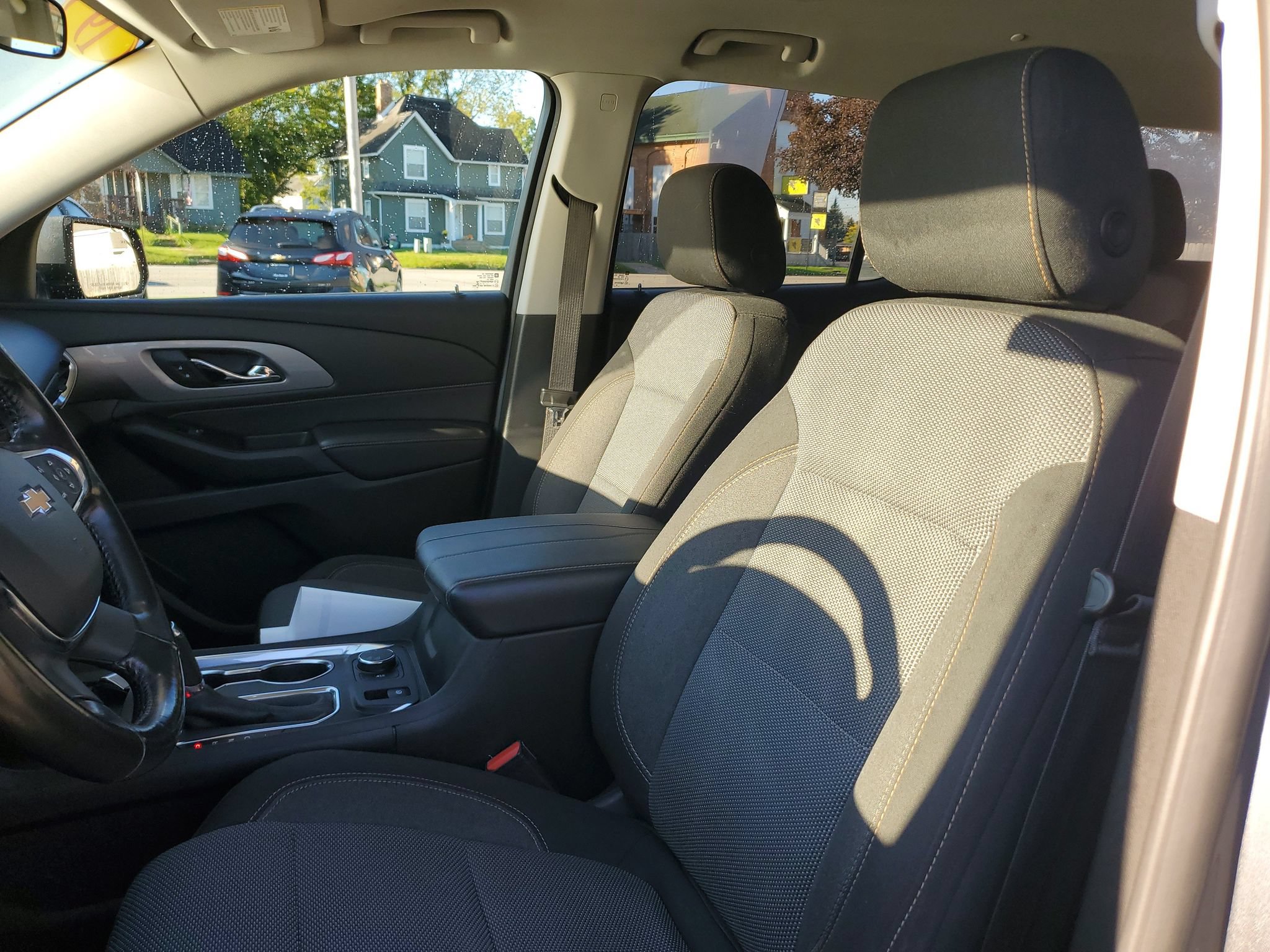 Used 2019 Chevrolet Traverse LT AWD/4WD image 16