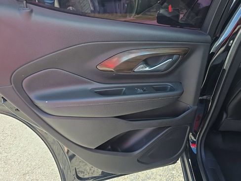 Used 2018 GMC Terrain Denali w/ Advanced Safety Package FWD image 26