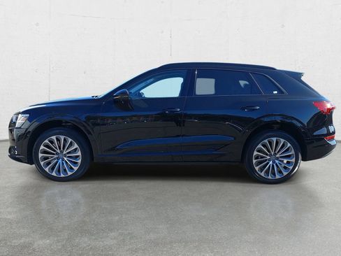 Used 2019 Audi e-tron Prestige AWD/4WD image 8
