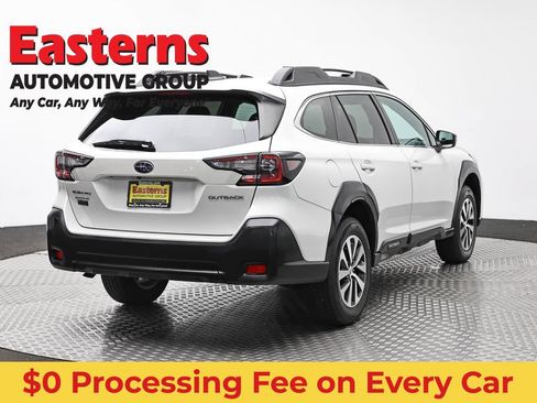 Used 2024 Subaru Outback Premium AWD/4WD image 5