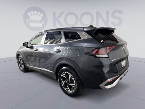 Used 2024 Kia Sportage LX FWD image 4