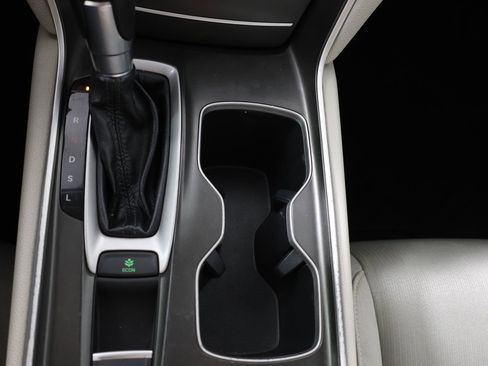 Used 2018 Honda Accord LX image 18