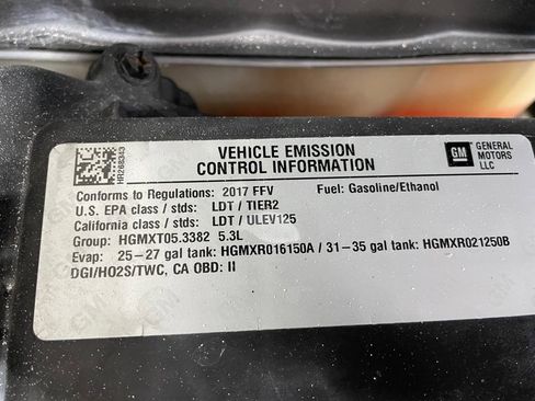 Used 2017 GMC Yukon SLT image 48