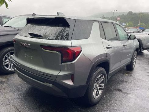 Used 2025 GMC Terrain Elevation AWD/4WD image 3