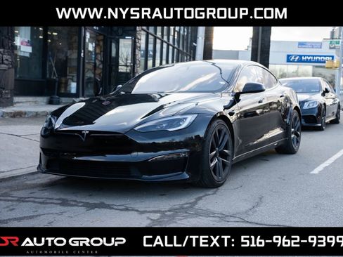 Used 2022 Tesla Model S image 1