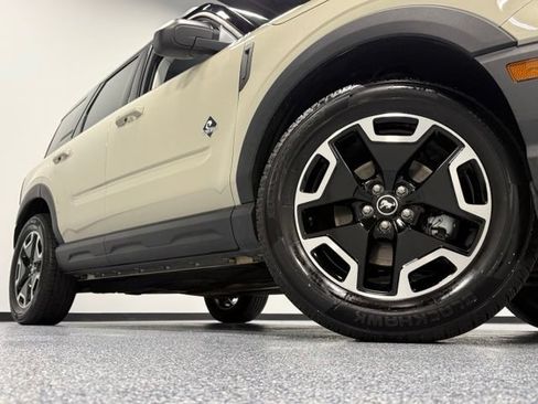 Used 2024 Ford Bronco Sport Outer Banks AWD/4WD image 3