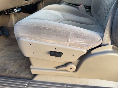 Used 2003 Chevrolet Silverado 2500 LS w/ Skid Plate Package image 19