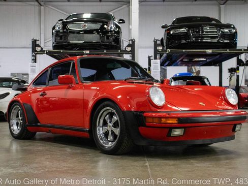 Used 1987 Porsche 911 Carrera image 10