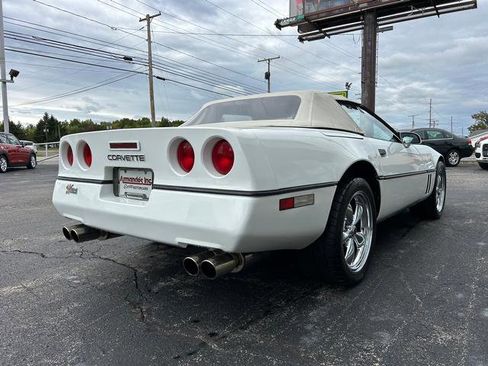 Used 1990 Chevrolet Corvette Convertible image 6