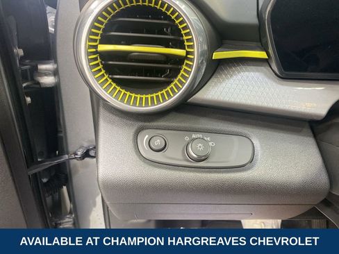 Certified 2024 Chevrolet Trax LT FWD image 23