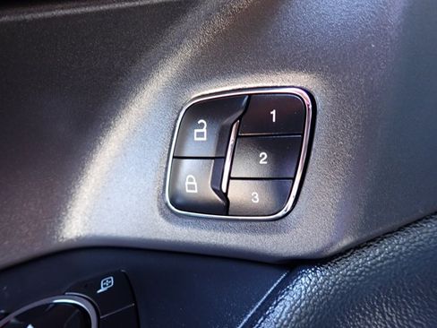 Used 2023 Ford Expedition Max XLT AWD/4WD image 17