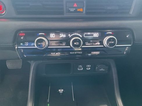 Certified 2025 Honda Pilot EX-L image 14