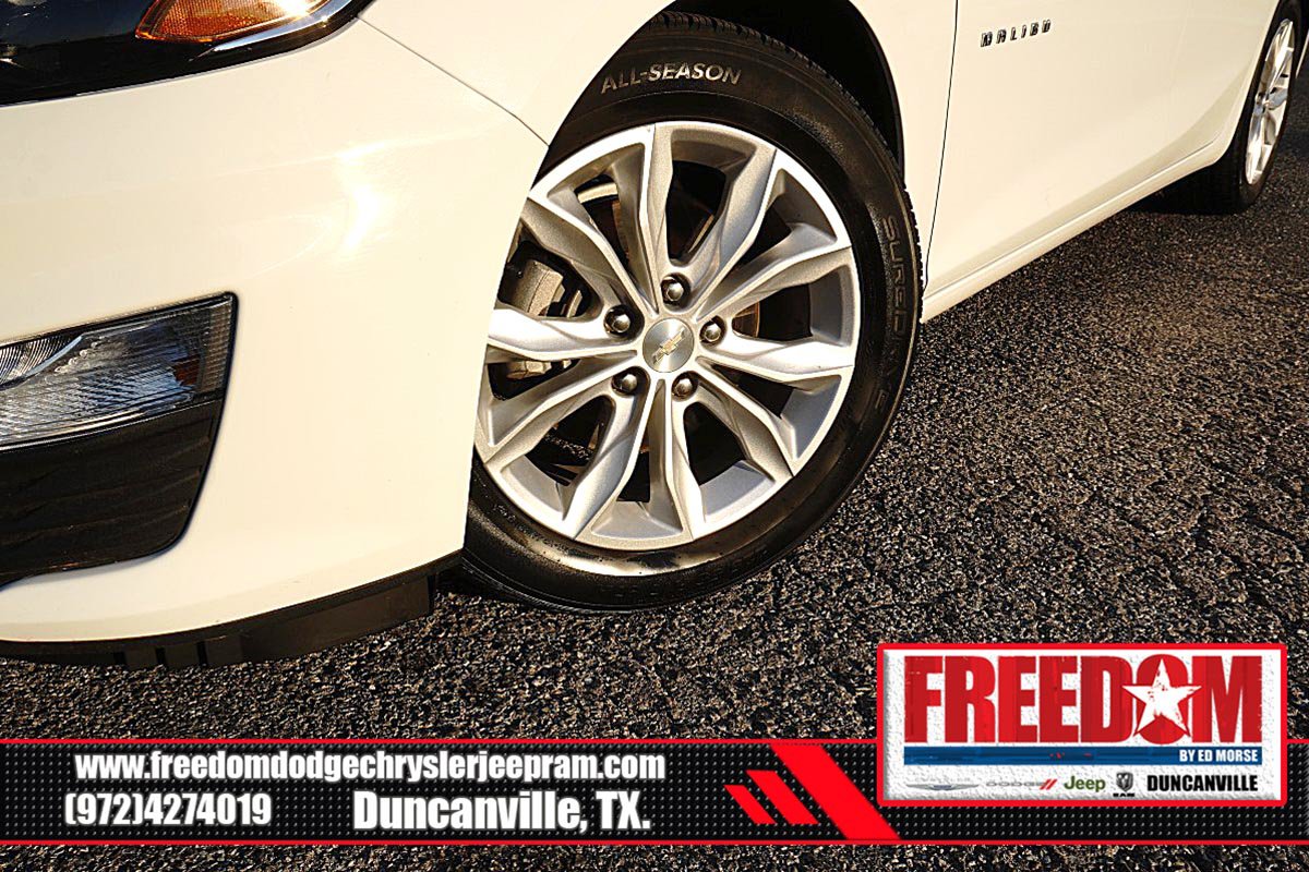 Used 2025 Chevrolet Malibu LT FWD image 9