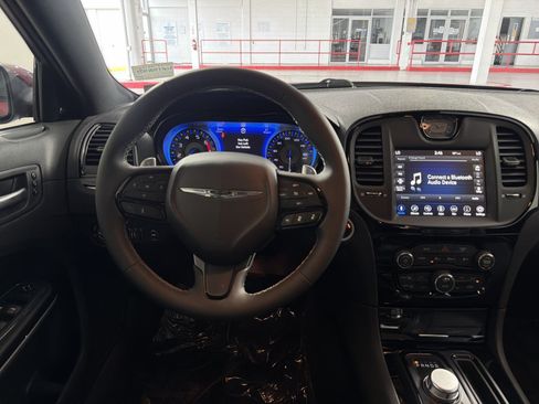Used 2023 Chrysler 300 S w/ Comfort Group RWD image 16