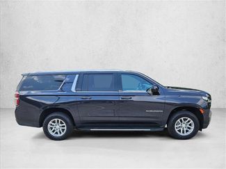 Used 2024 Chevrolet Suburban LT RWD video 4