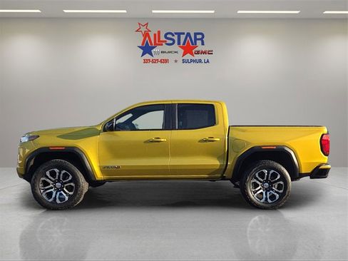 Used 2023 GMC Canyon AT4 w/ AT4 Premium Package image 4