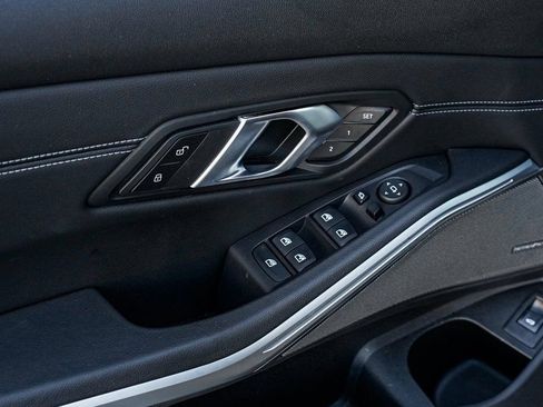 Used 2024 BMW M340i xDrive image 11