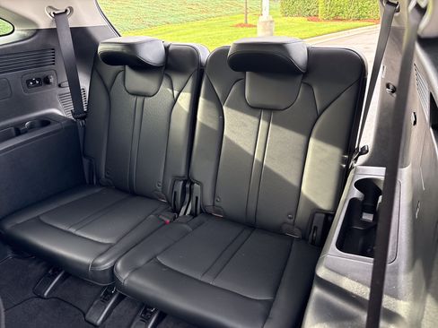 Used 2023 Kia Sorento SX AWD/4WD image 33