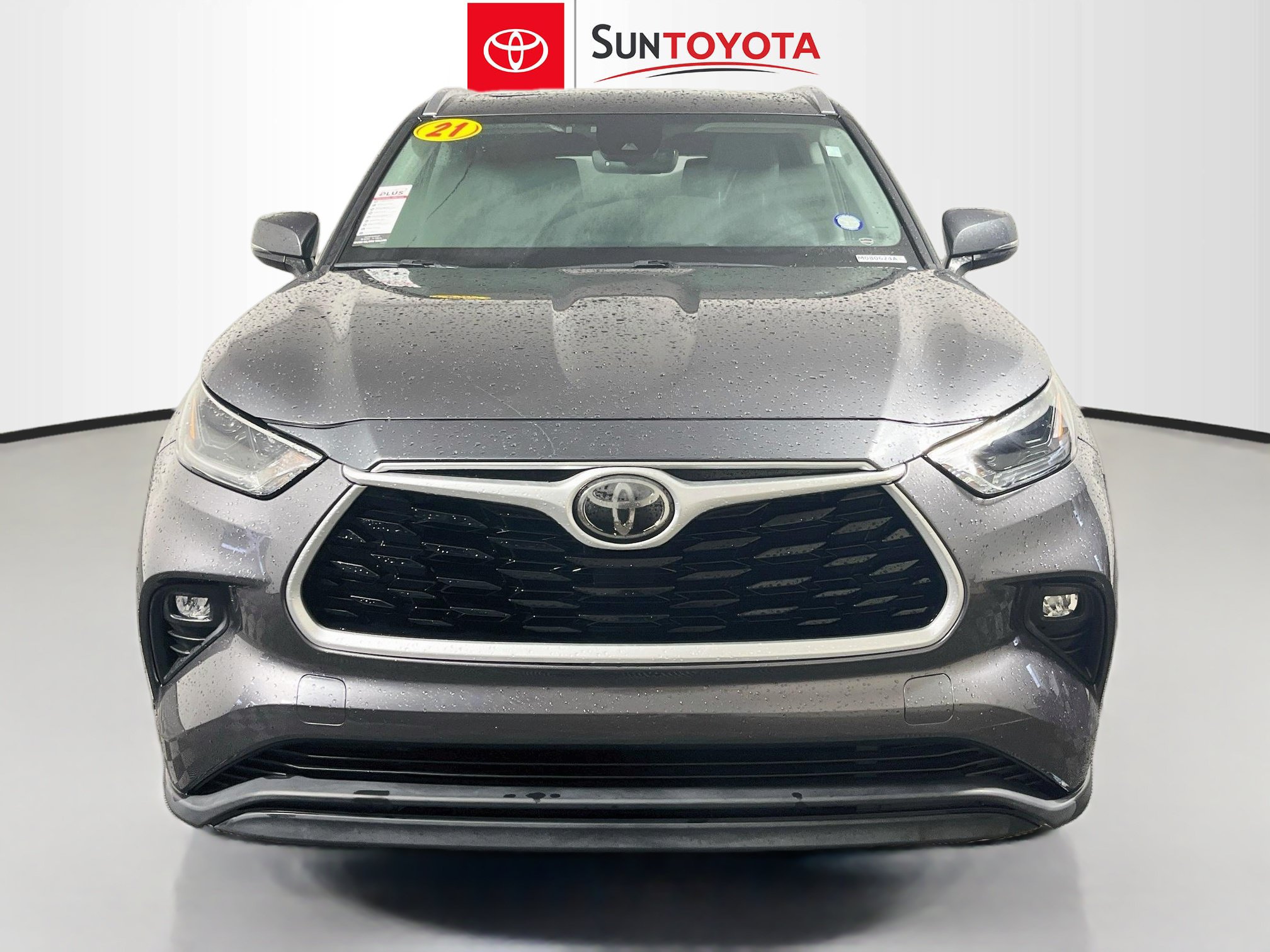Used 2021 Toyota Highlander XLE FWD image 10