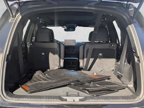 Used 2024 Honda Pilot TrailSport image 4