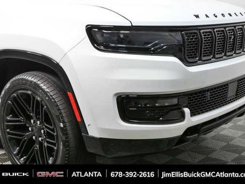 Used 2024 Jeep Wagoneer L Series II w/ Convenience Group I AWD/4WD image 35