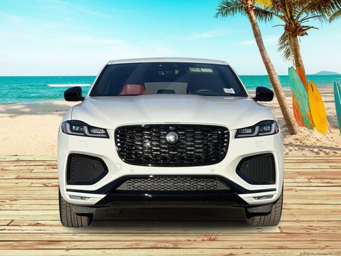 Used 2026 Jaguar F-PACE R-Dynamic S image 8