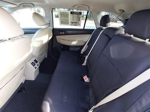 Used 2016 Subaru Outback 3.6R Limited image 35