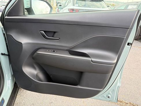 New 2026 Hyundai Kona SE FWD image 14