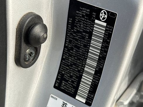 Certified 2024 Toyota Corolla LE image 35