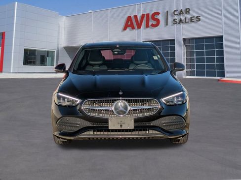 Used 2025 Mercedes-Benz C 300 4MATIC Sedan image 2