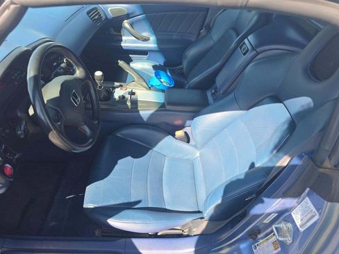 Used 2004 Honda S2000 image 5