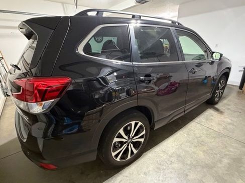 Used 2023 Subaru Forester Limited image 4