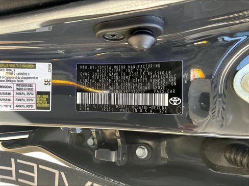 Used 2024 Toyota Corolla LE FWD image 21
