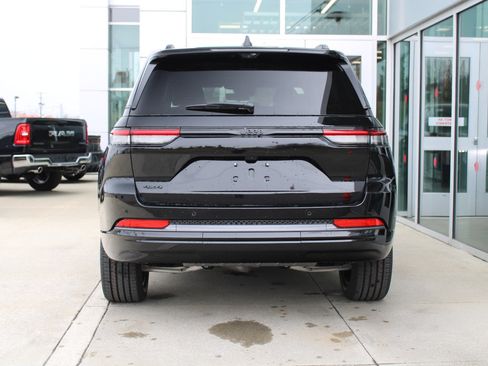 New 2026 Jeep Grand Cherokee Limited Reserve image 7