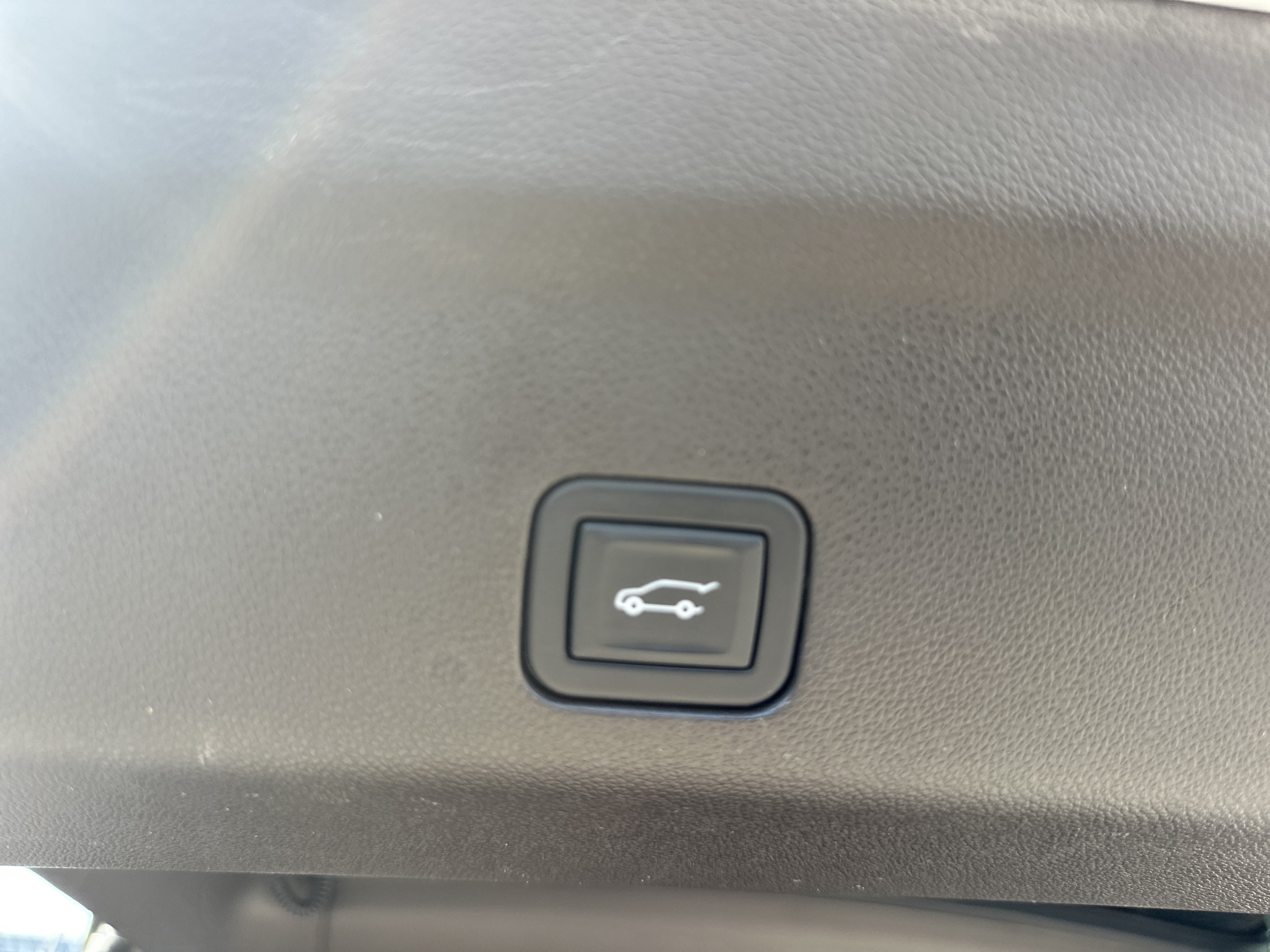 Certified 2024 Chevrolet Tahoe LT RWD image 21