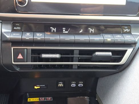 Certified 2025 Toyota Camry LE w/ Convenience Package image 21