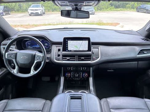 Used 2022 Chevrolet Tahoe Z71 w/ Z71 Off-Road Package AWD/4WD image 16