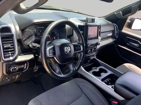 Used 2019 RAM 1500 Big Horn RWD image 17