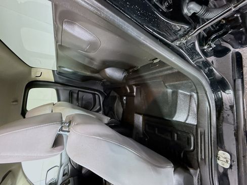 Used 2018 Chevrolet Colorado W/T image 22