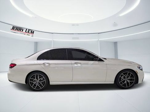 Used 2021 Mercedes-Benz E 350 Sedan image 2