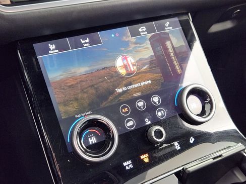 Used 2018 Land Rover Range Rover Velar R-Dynamic HSE image 24