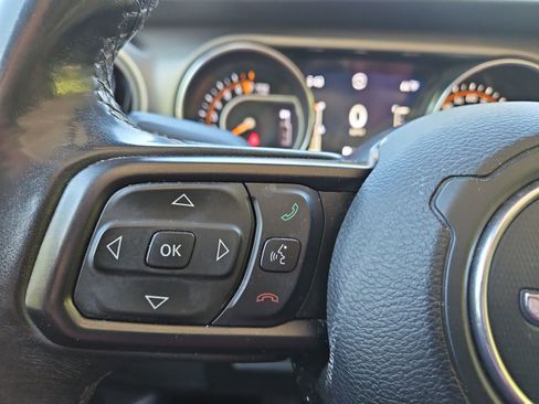 Used 2018 Jeep Wrangler Unlimited Sport S AWD/4WD image 24