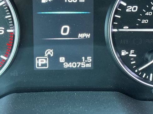 Used 2022 Subaru Outback Premium image 29