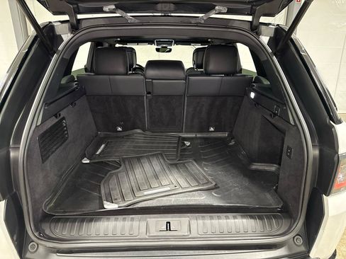 Used 2019 Land Rover Range Rover Sport HSE AWD/4WD image 33