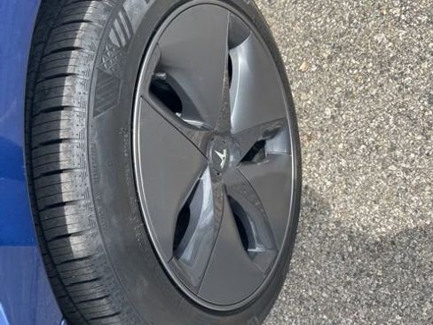 Used 2019 Tesla Model 3 Long Range AWD/4WD image 9
