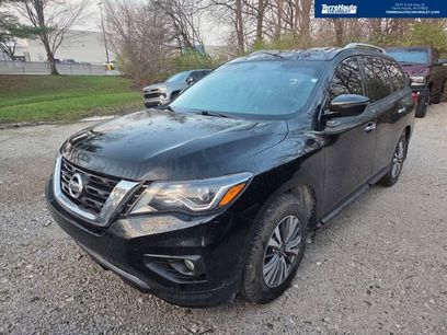 Used 2020 Nissan Pathfinder SV