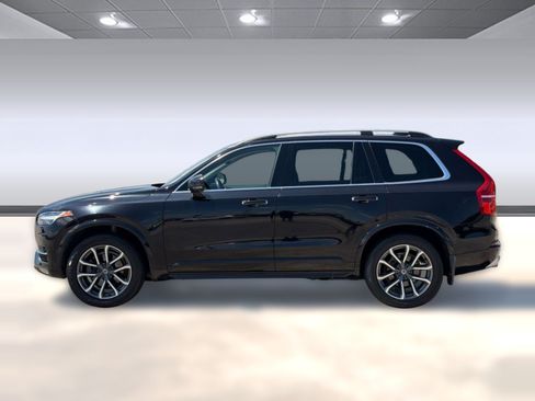 Used 2018 Volvo XC90 T5 Momentum w/ Convenience Package AWD/4WD image 2